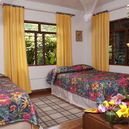 Forres Park Hotel Кінгстон Екстер'єр фото